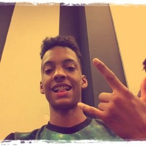 Meet your Posher, Derick